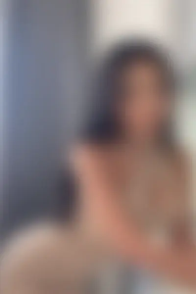 Alisha - High-Profile VIP Escort for Luxury Fine Dining & Overnight Outcalls in Mumbai