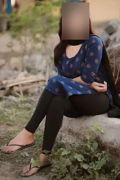Gholiya — Female Escorts in Shirdi Sai Baba Temple, photo