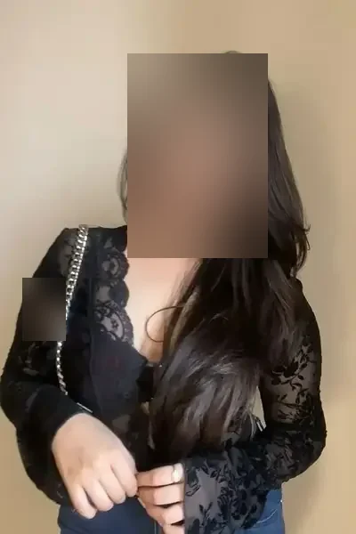 Gholiya — Female Escorts in Madhubani Paintings Village, photo