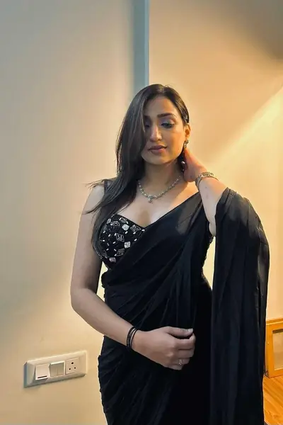 Rahul - BEST-cALL Girls in Near By Samrat Hotel Delhi)꧂ ꧂ Book 24×7