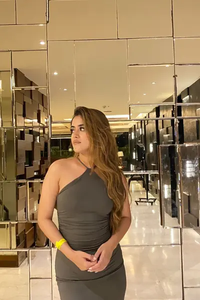 Neha - Are you in India / Staying at any Luxury Hotel? Need Personal Encounters? CALL NOW