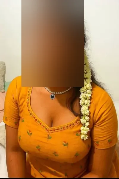 Monikae — Female Escorts in Bitra, photo
